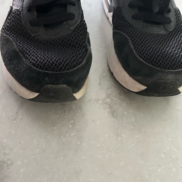 Nike Air Max - Picture 2 of 3